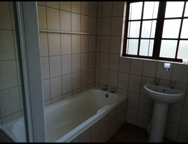 2 BEDROOM SIMPLEX RENTED IN ASHLEY